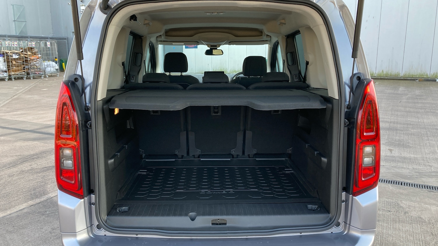 Used Vauxhall Combo Life 2023 for sale - 78090561: Photo 4