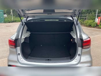 Used MG MG ZS 2022 for sale - 75134391: Photo