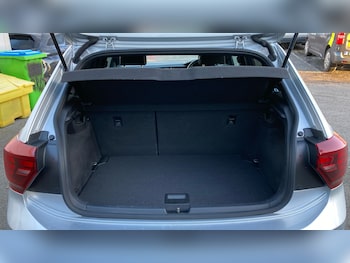 Used Volkswagen Polo 2022 for sale - 76508066: Photo