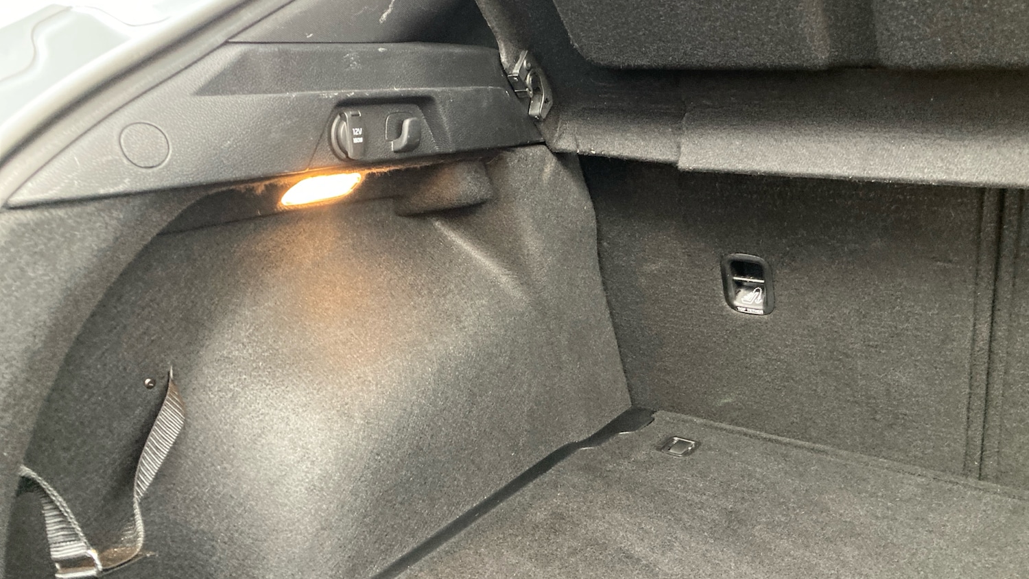 Used Kia XCeed 2022 for sale - 76877364: Photo 35