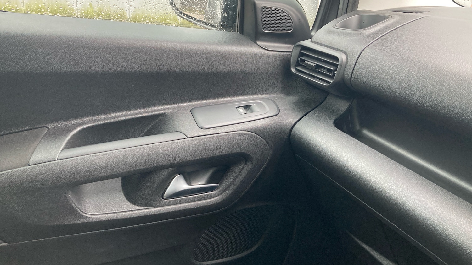 Used Vauxhall Combo Life 2022 for sale - 77452989: Photo 25