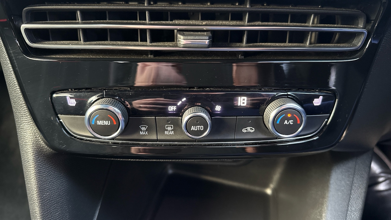 Used Vauxhall Mokka 2021 for sale - 77461123: Photo 23