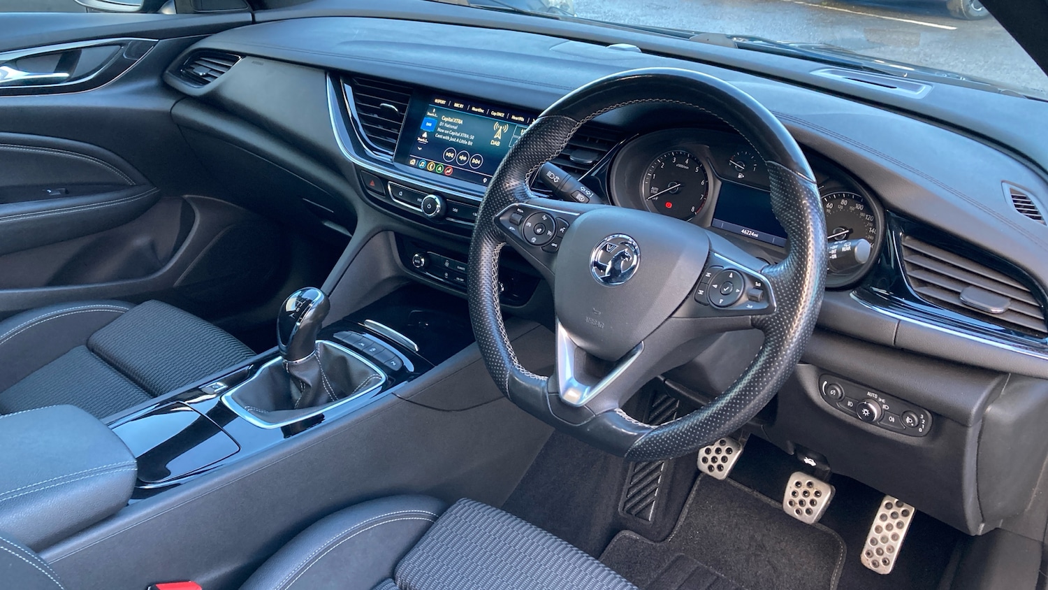 Used Vauxhall Insignia 2018 for sale - 77220228: Photo 11