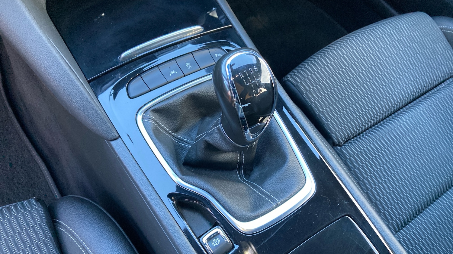 Used Vauxhall Insignia 2018 for sale - 77220228: Photo 13