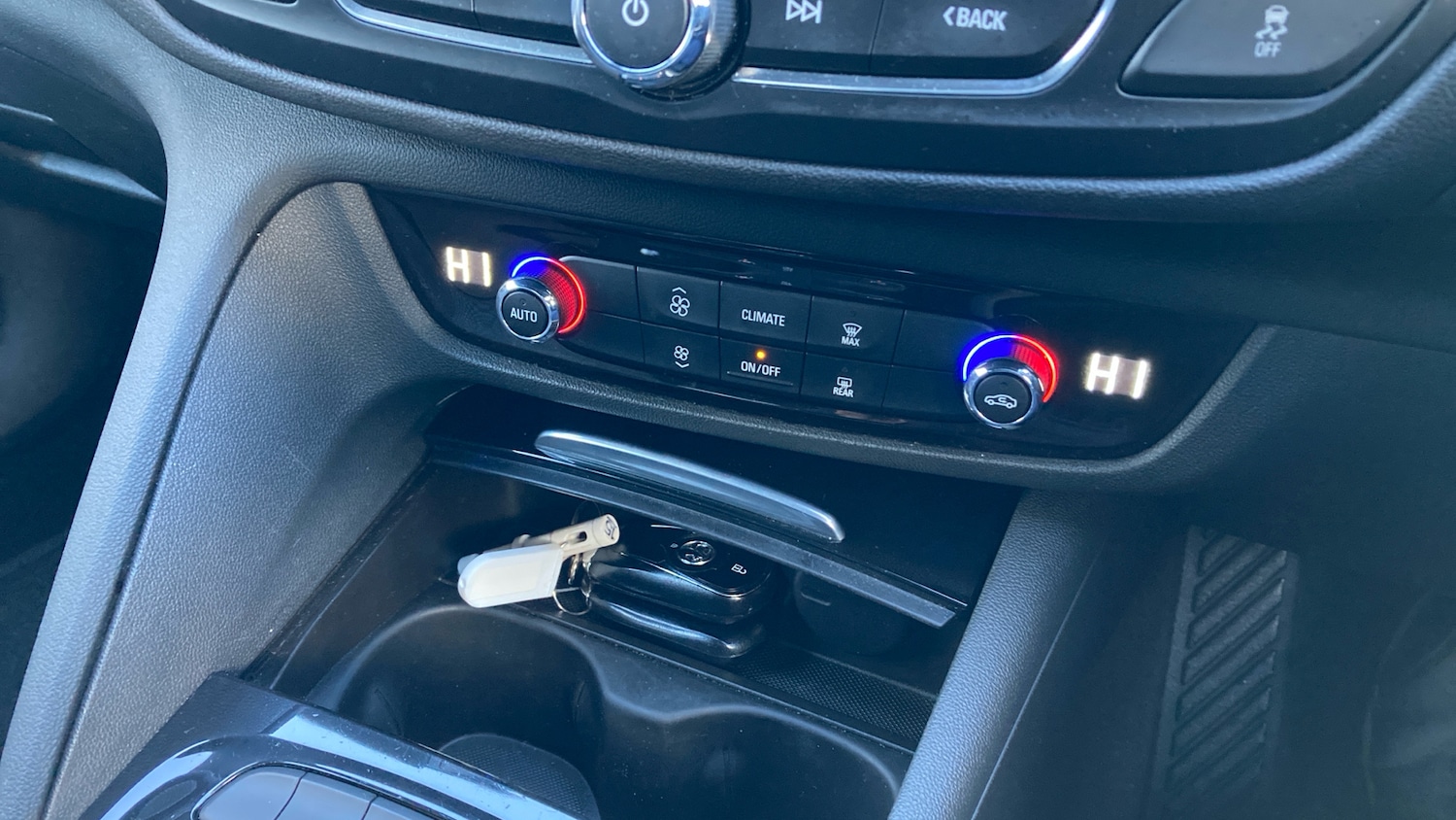 Used Vauxhall Insignia 2018 for sale - 77220228: Photo 24