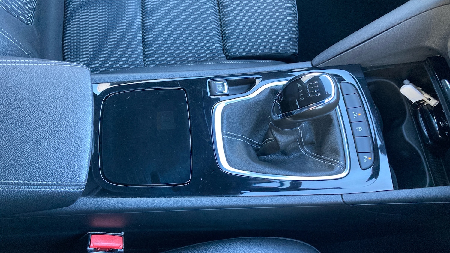 Used Vauxhall Insignia 2018 for sale - 77220228: Photo 25