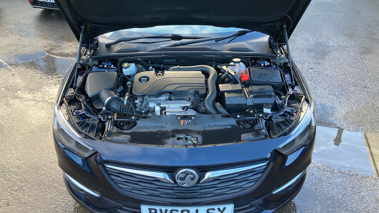 Used Vauxhall Insignia 2018 for sale - 77220228: Photo 8