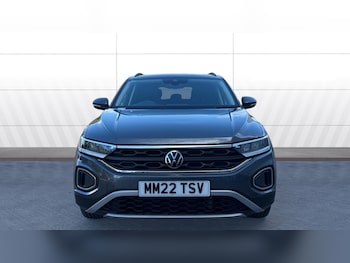 Used Volkswagen T-Roc 2022 for sale - 75999482: Photo