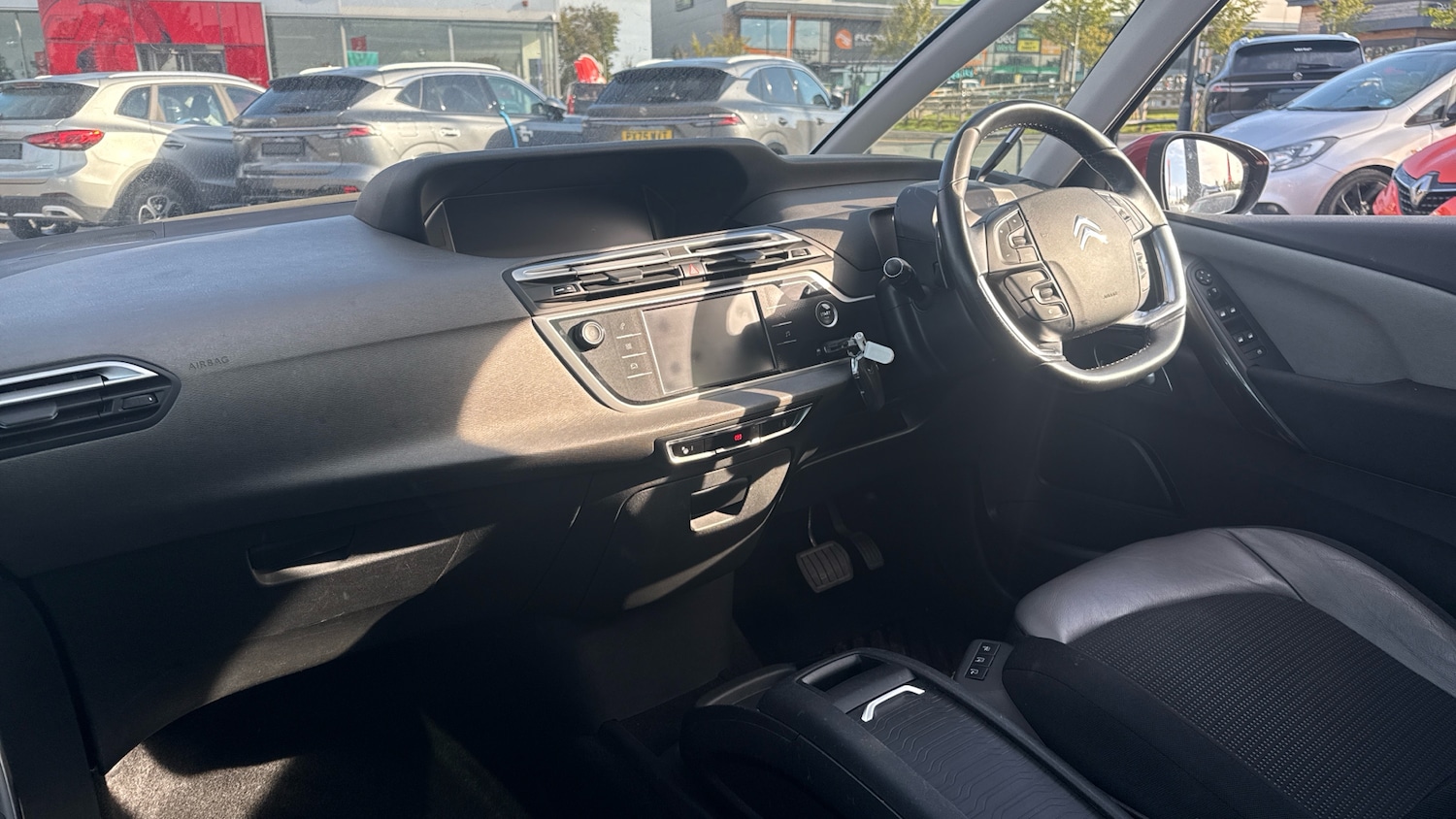 Used Citroen C4 Grand Picasso 2019 for sale - 75932393: Photo 9