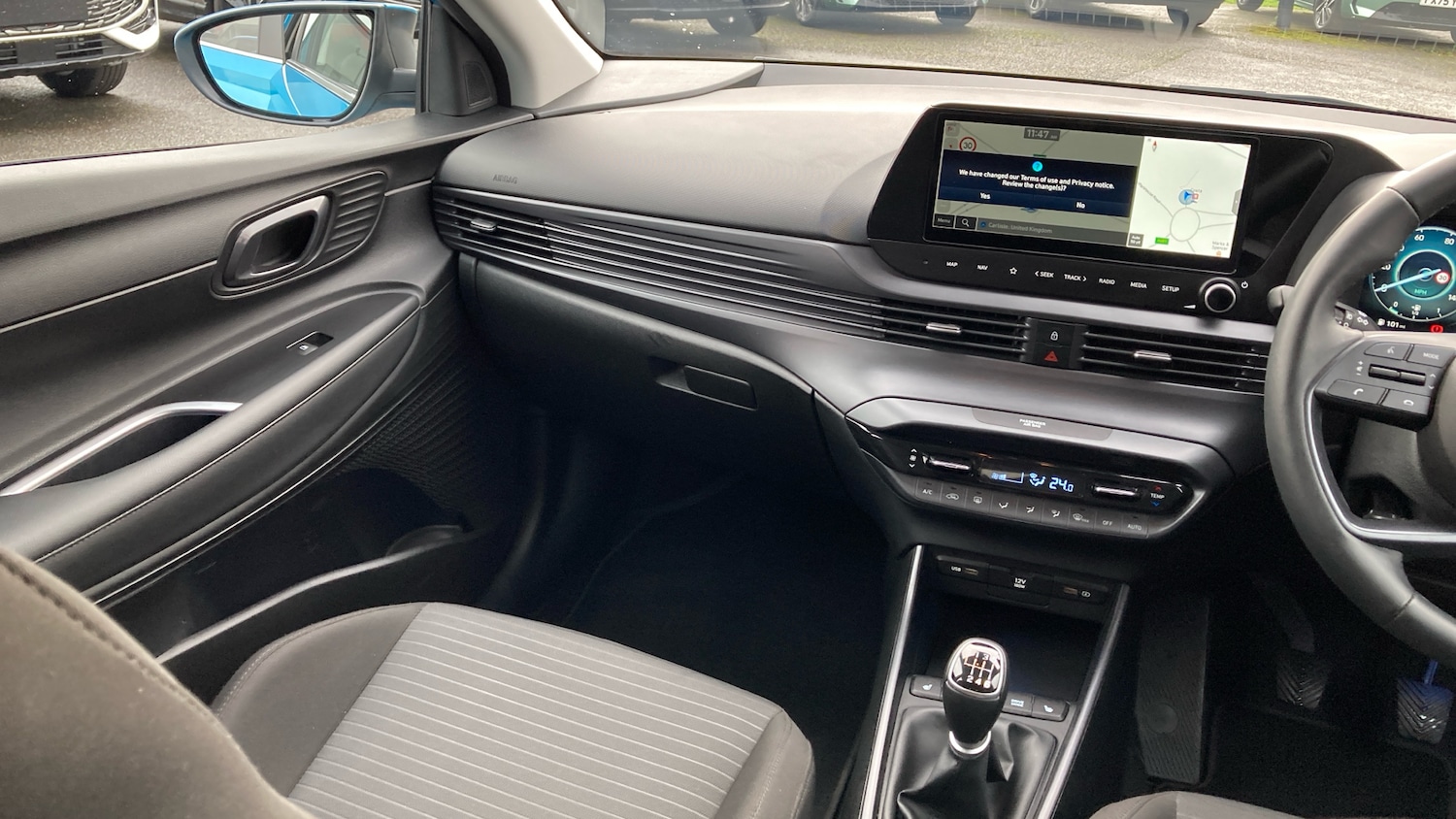 Used Hyundai i20 2023 for sale - 76477752: Photo 14