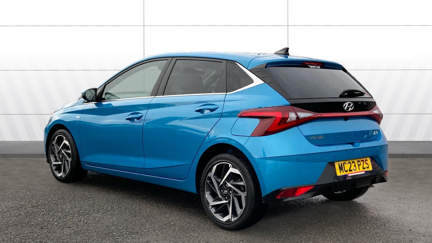 Used Hyundai i20 2023 for sale - 76477752: Photo 2