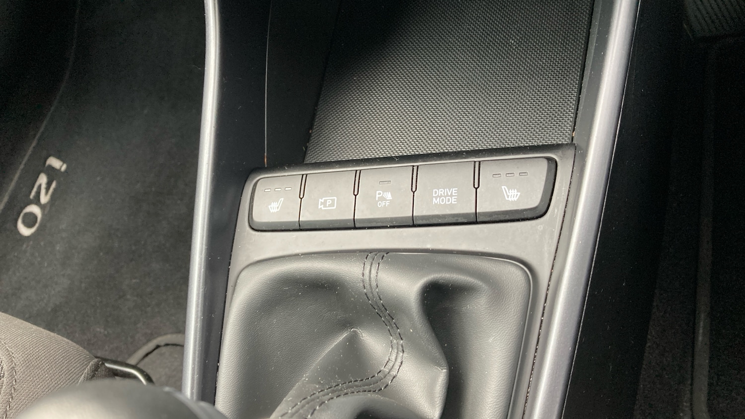 Used Hyundai i20 2023 for sale - 76477752: Photo 25