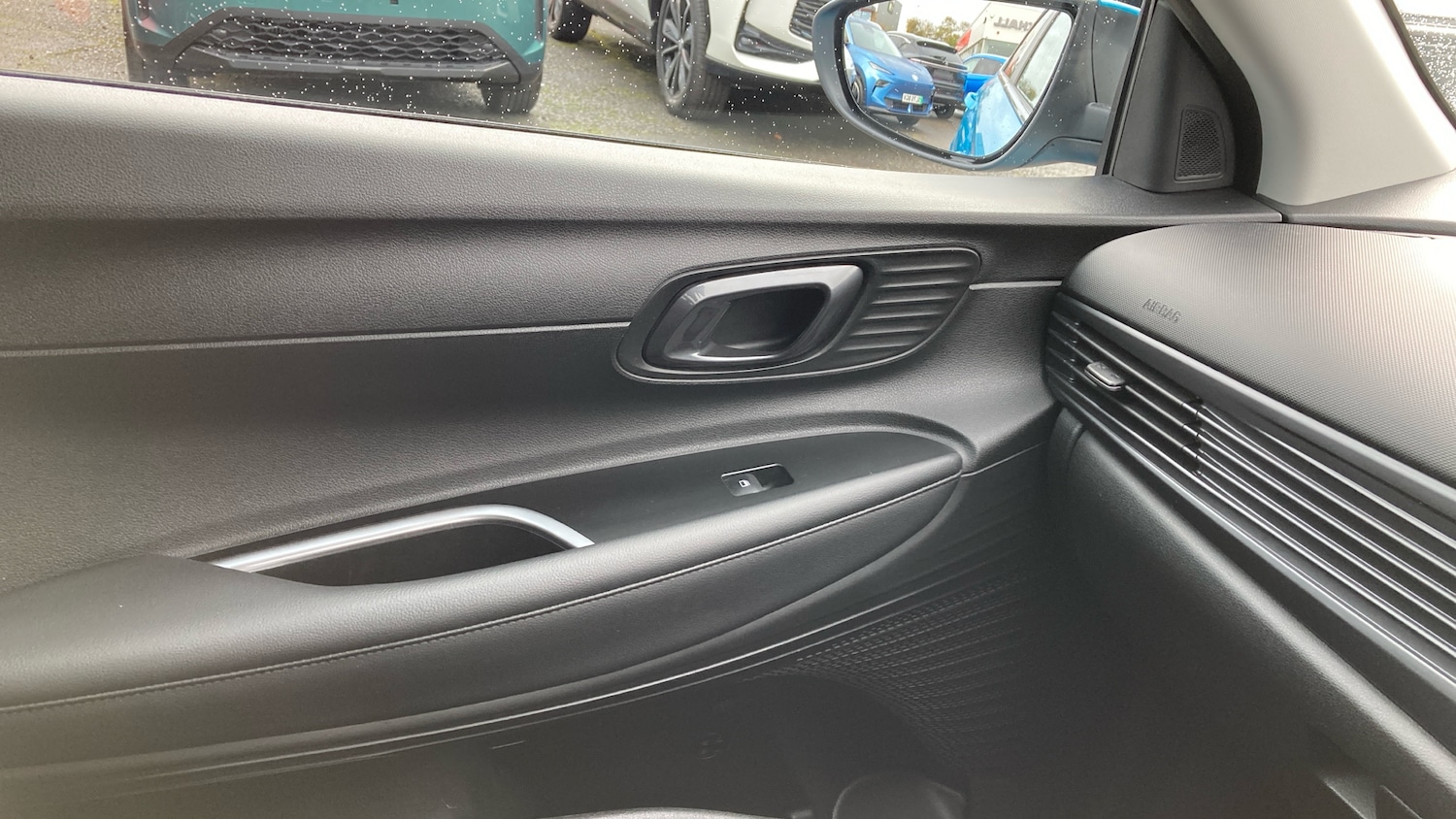 Used Hyundai i20 2023 for sale - 76477752: Photo 26