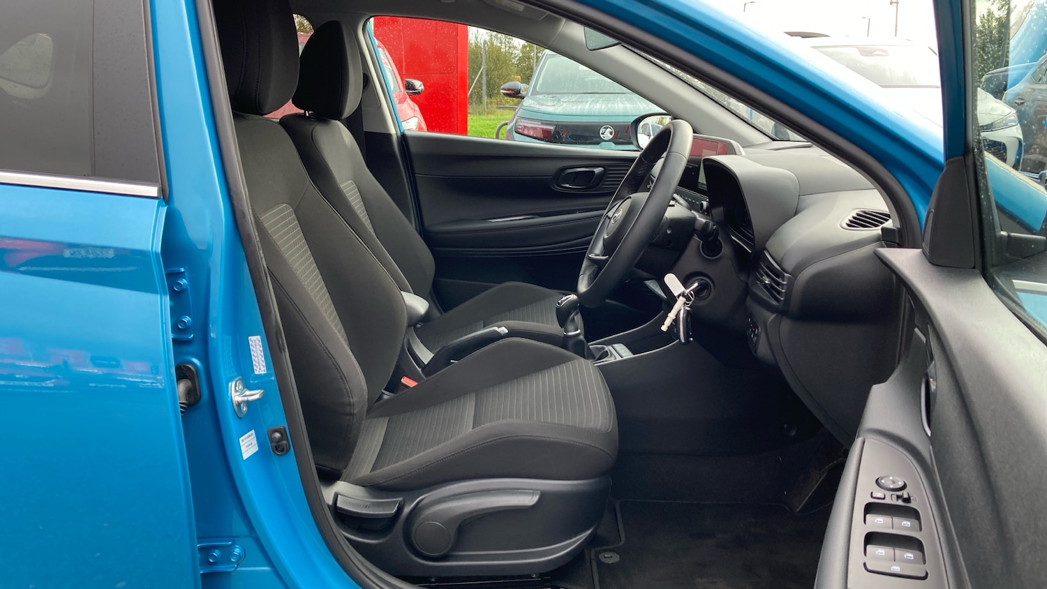 Used Hyundai i20 2023 for sale - 76477752: Photo 31