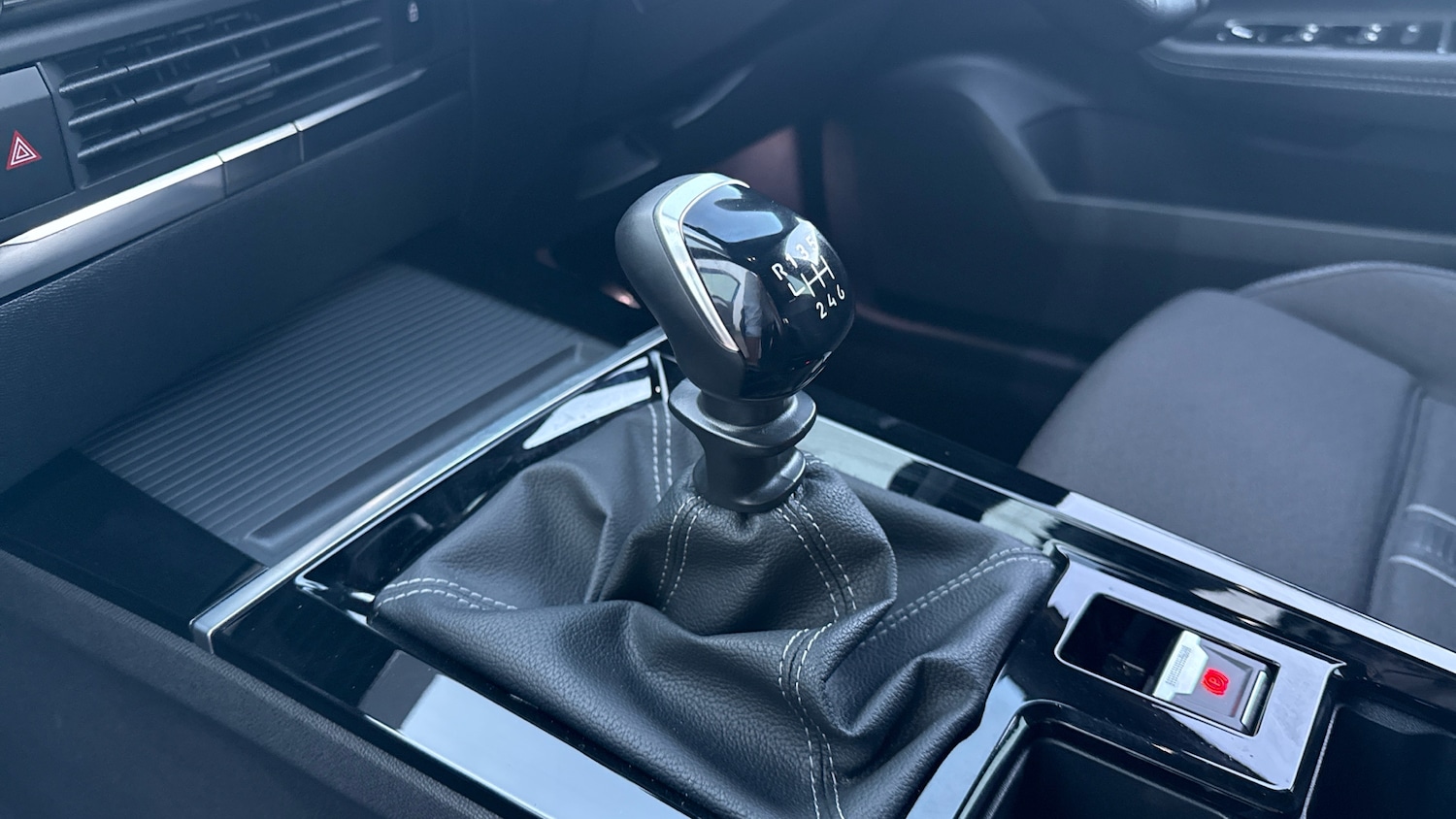 Used Vauxhall Astra 2023 for sale - 76910932: Photo 13