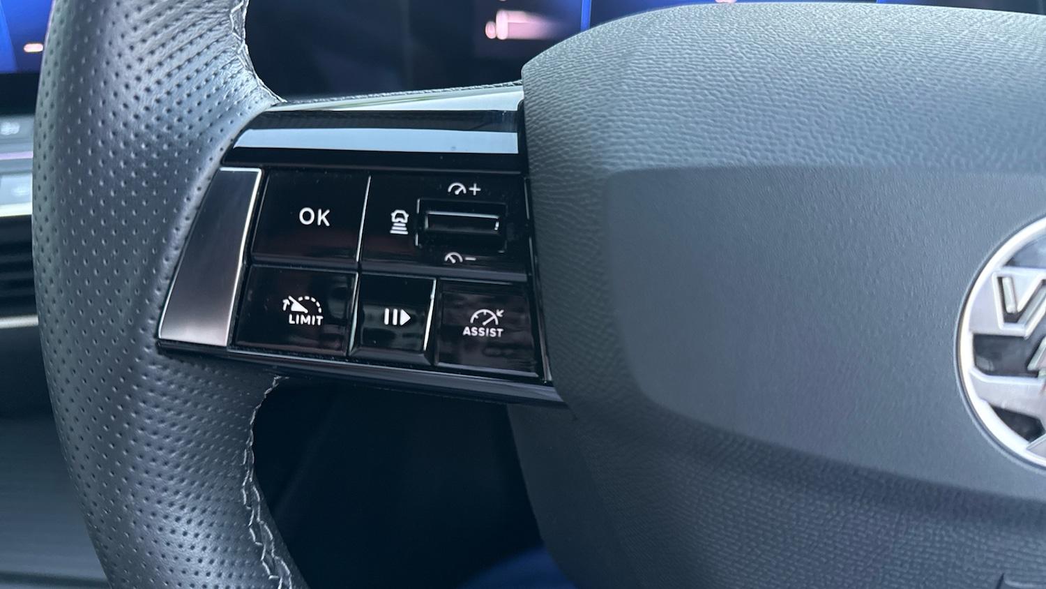 Used Vauxhall Astra 2023 for sale - 76910932: Photo 21