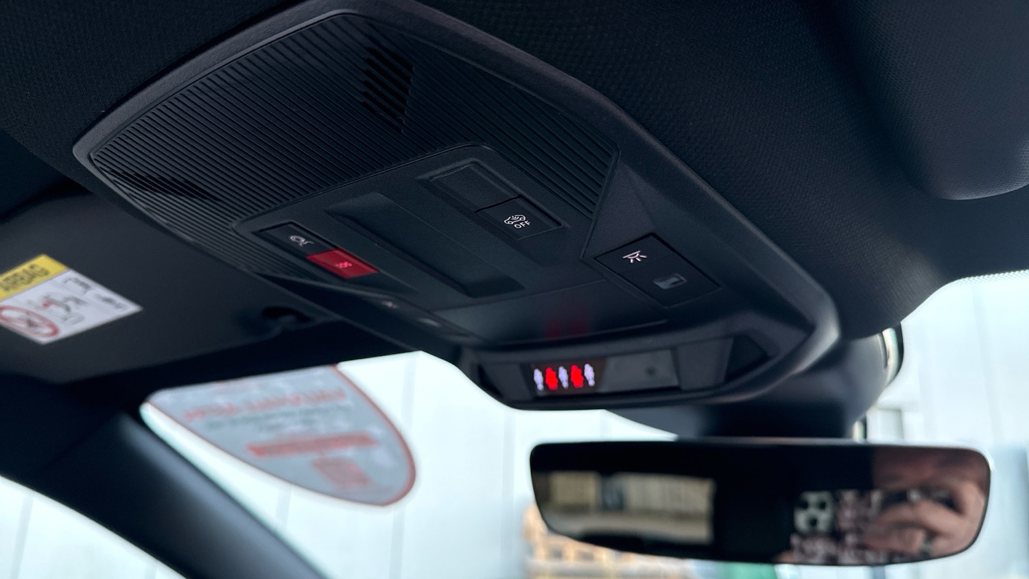 Used Vauxhall Astra 2023 for sale - 76910932: Photo 34