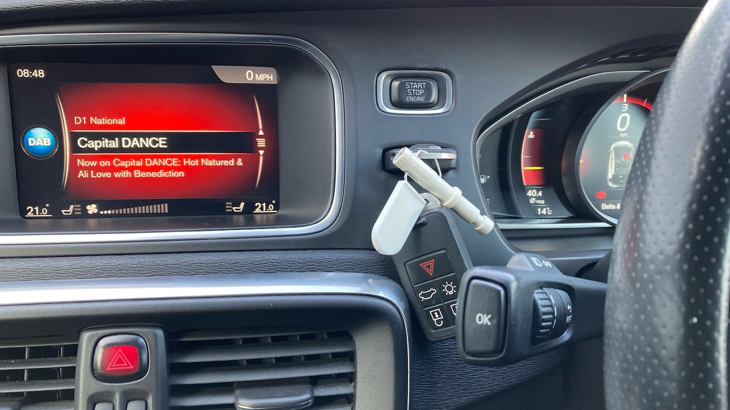 Used Volvo V40 2017 for sale - 78067345: Photo 24