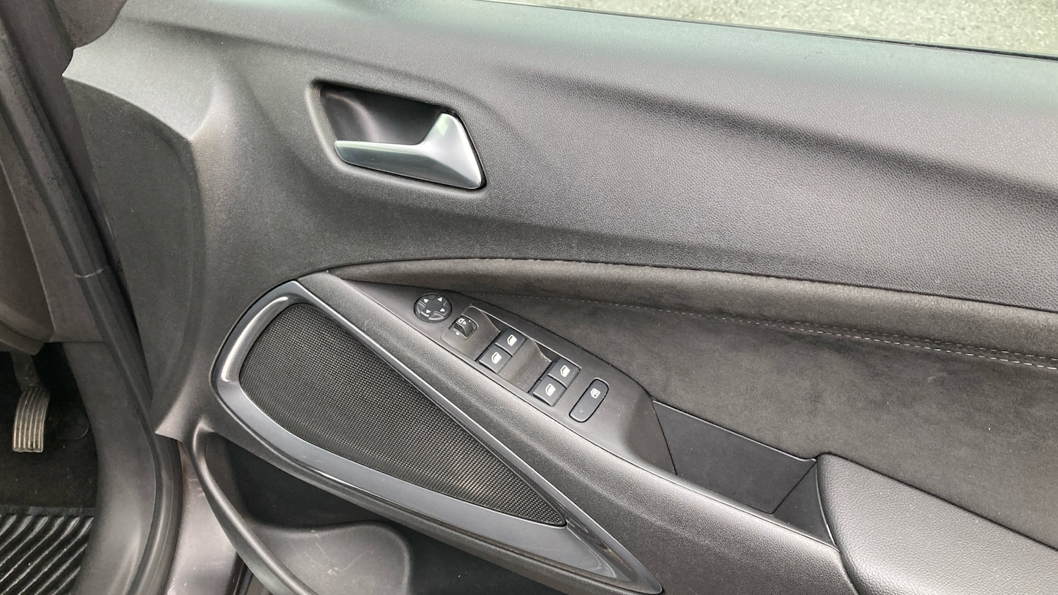 Used Vauxhall Crossland 2023 for sale - 76968334: Photo 30