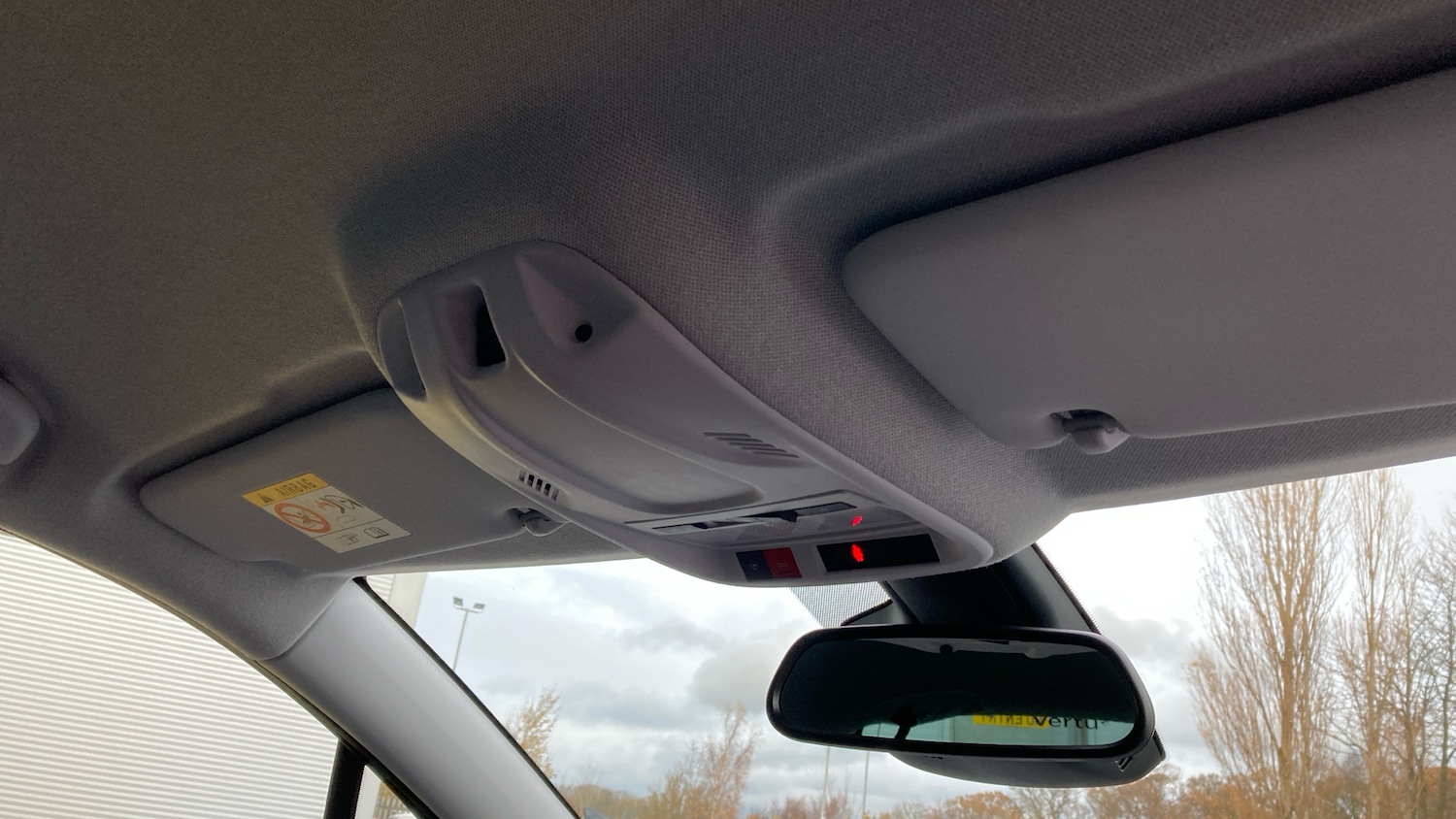 Used Vauxhall Crossland 2023 for sale - 76968334: Photo 32