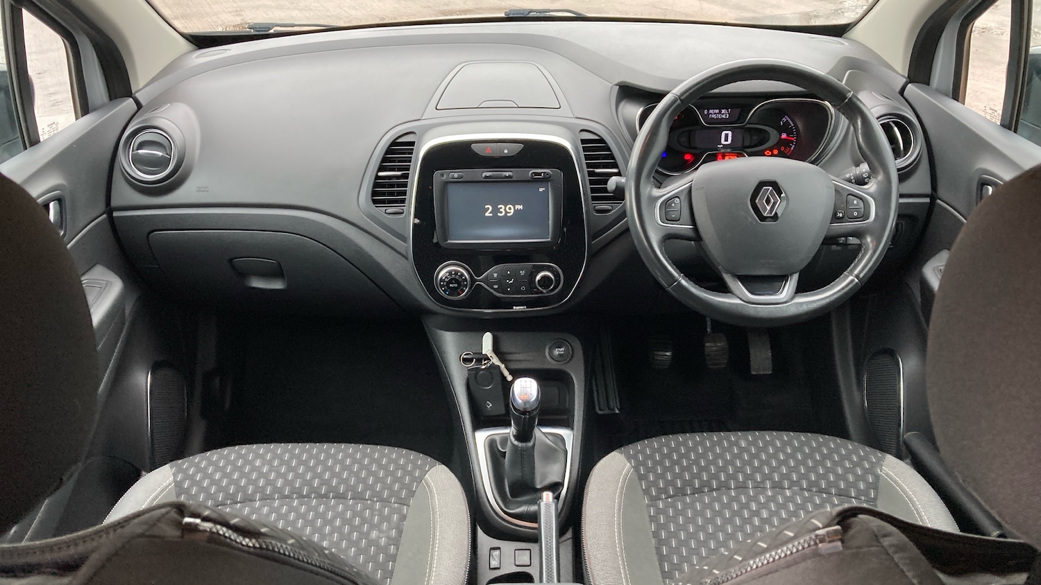 Used Renault Captur 2018 for sale - 77975360: Photo 10