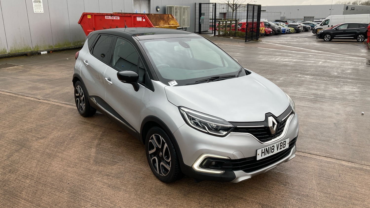 Used Renault Captur 2018 for sale - 77975360: Photo 43
