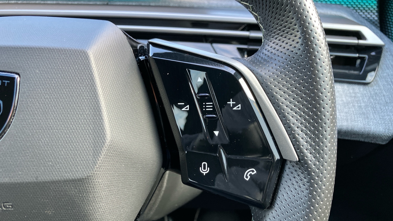 Used Peugeot 3008 2025 for sale - 77728942: Photo 22