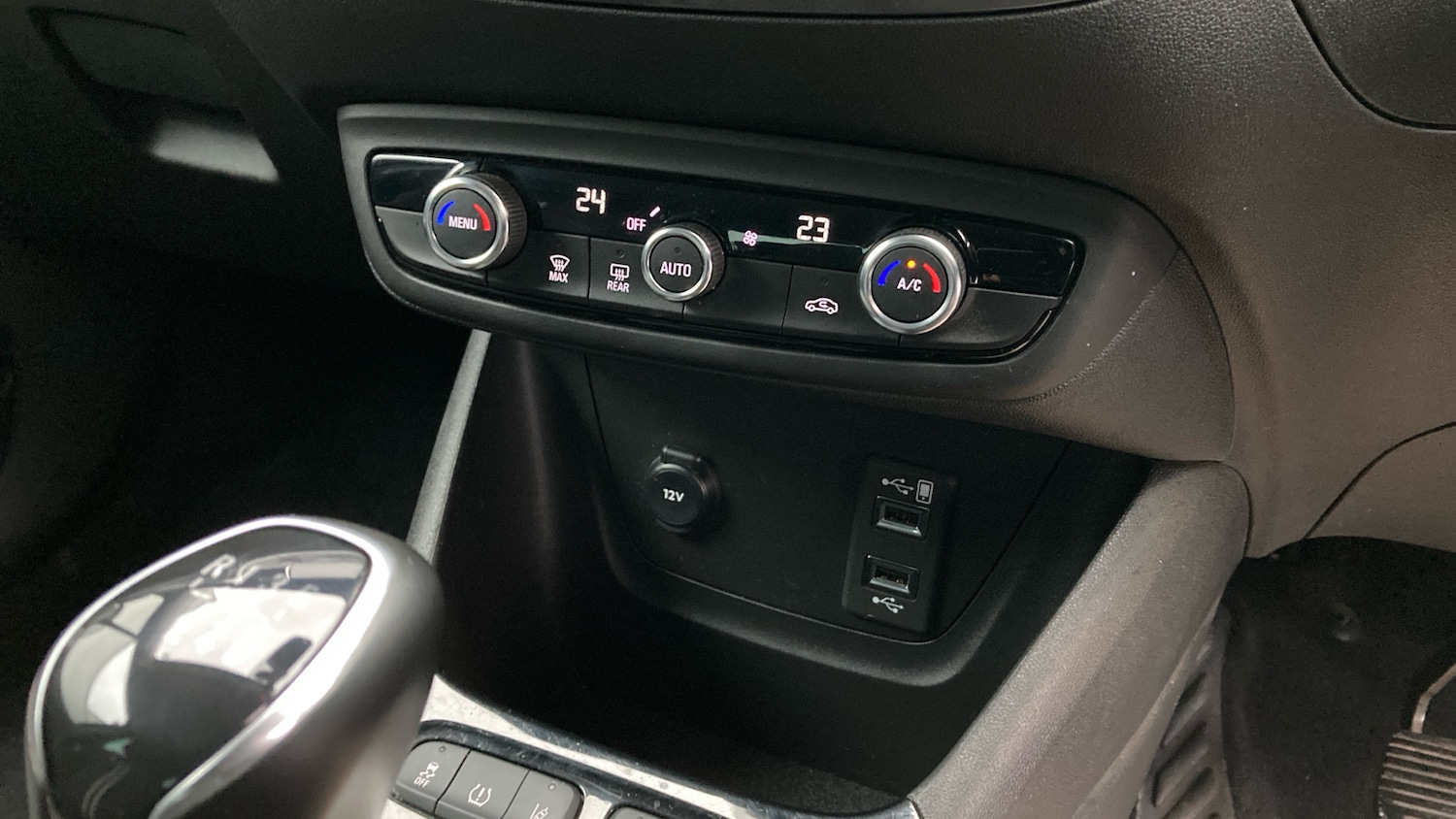 Used Vauxhall Crossland 2024 for sale - 77035743: Photo 23