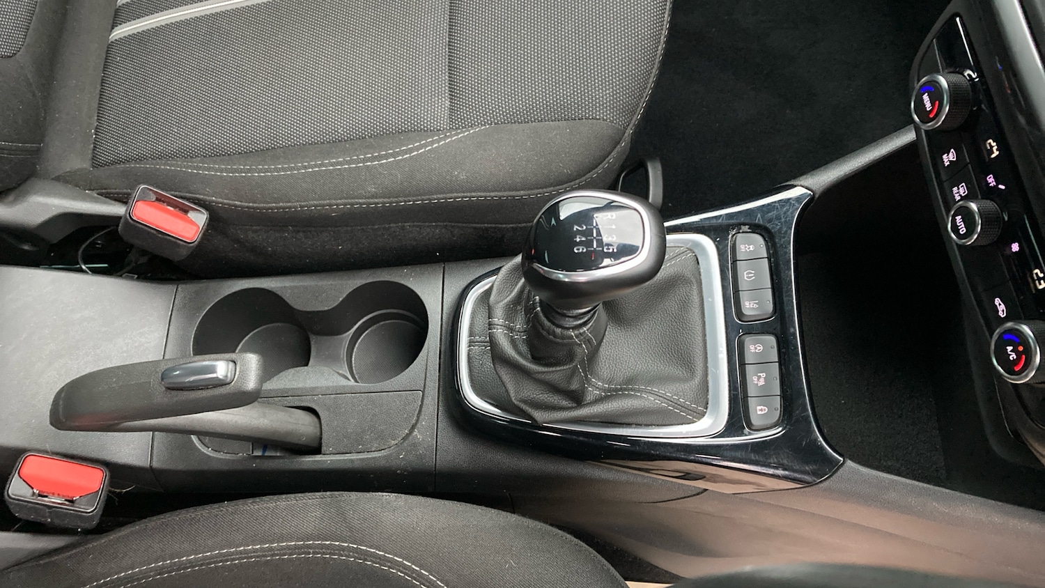 Used Vauxhall Crossland 2024 for sale - 77035743: Photo 24