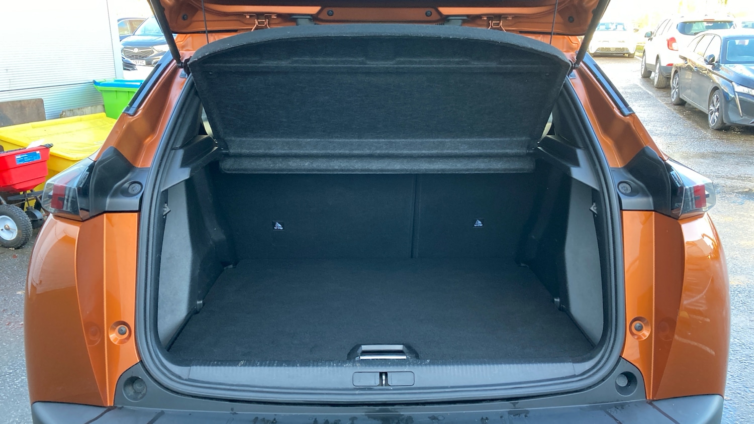 Used Peugeot 2008 2020 for sale - 76830564: Photo 4