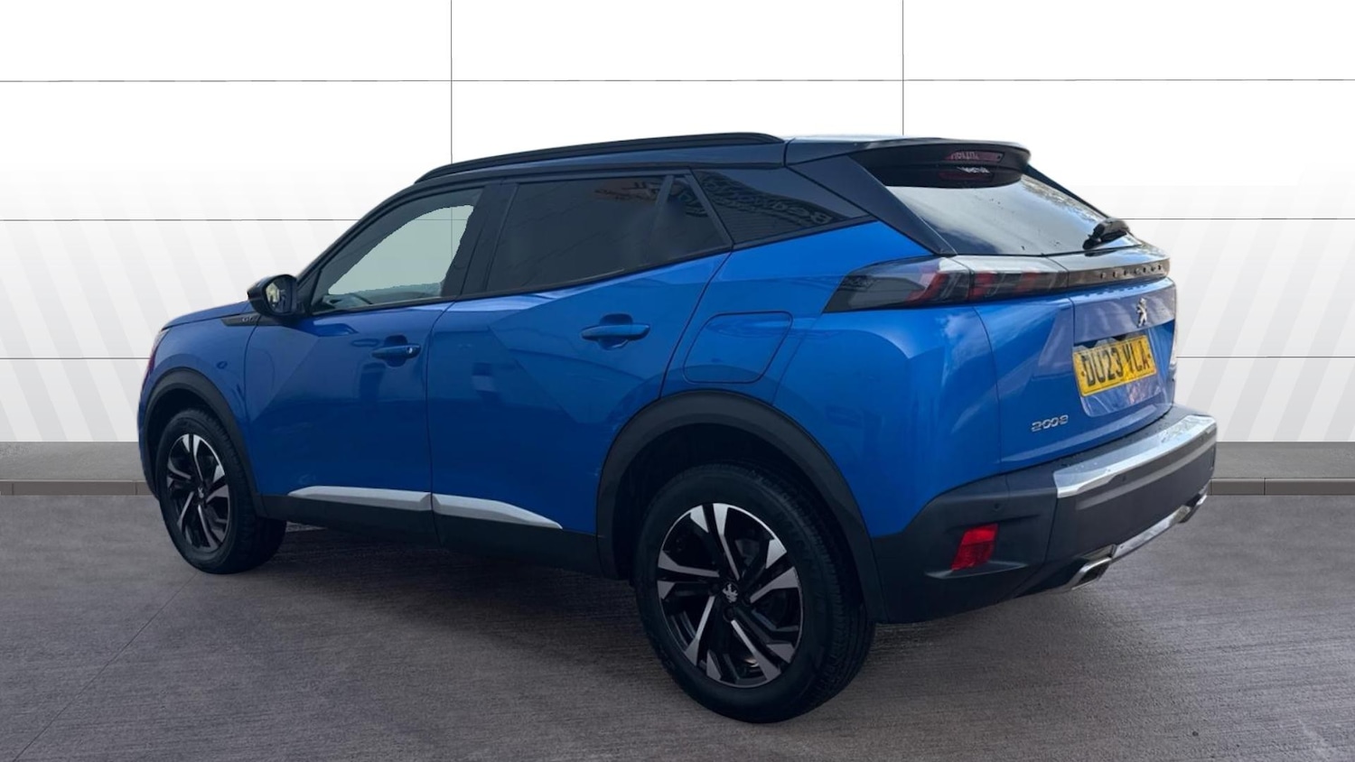 Used Peugeot 2008 2023 for sale - 78012579: Photo 2