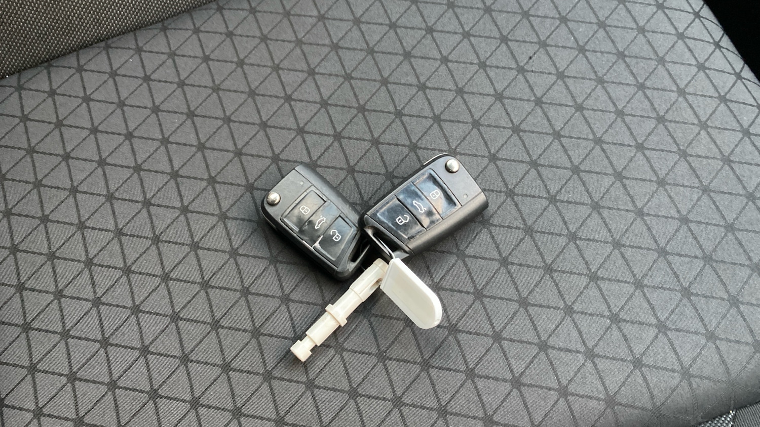 Used Volkswagen T-Cross 2021 for sale - 77035728: Photo 20