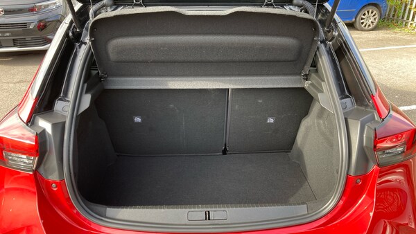 Used Vauxhall Corsa 2012 for sale - 76230777: Photo 4