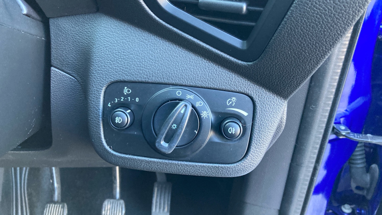 Used Ford Kuga 2017 for sale - 77775018: Photo 27