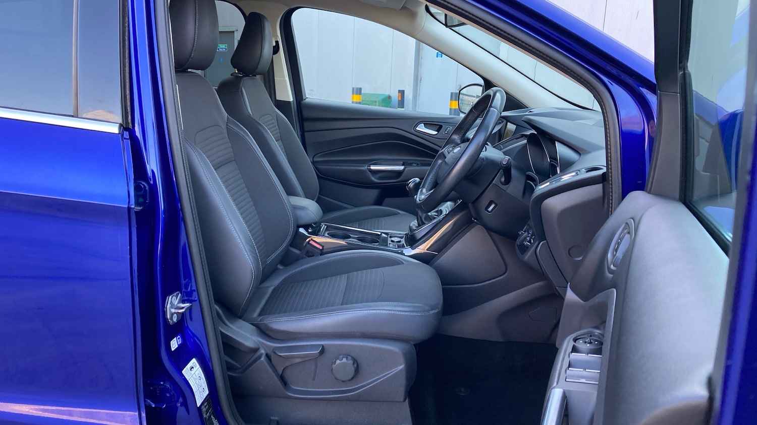 Used Ford Kuga 2017 for sale - 77775018: Photo 30