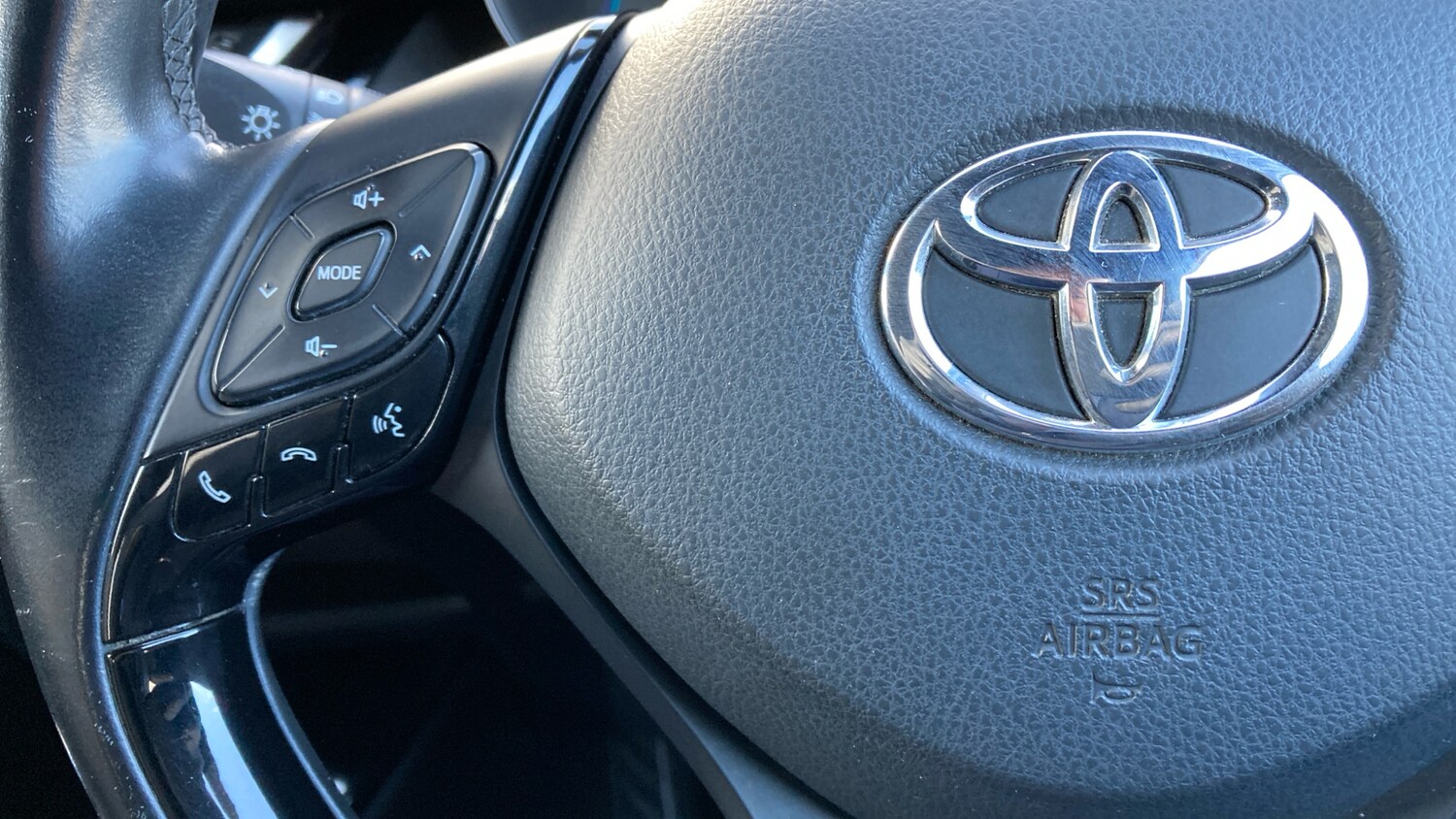 Used Toyota C-HR 2017 for sale - 77760488: Photo 21