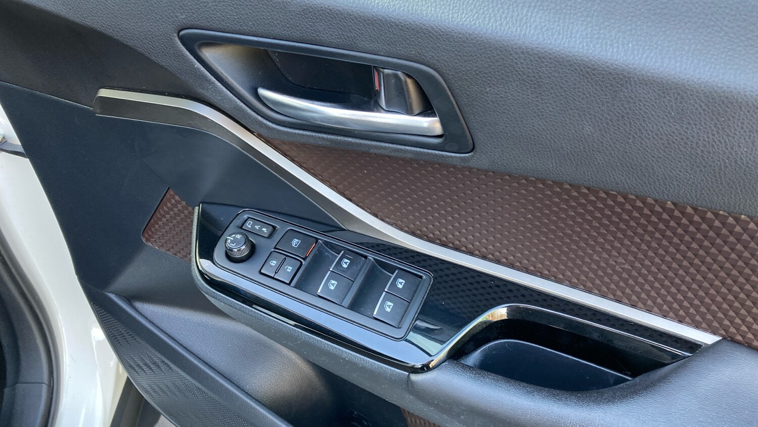 Used Toyota C-HR 2017 for sale - 77760488: Photo 28