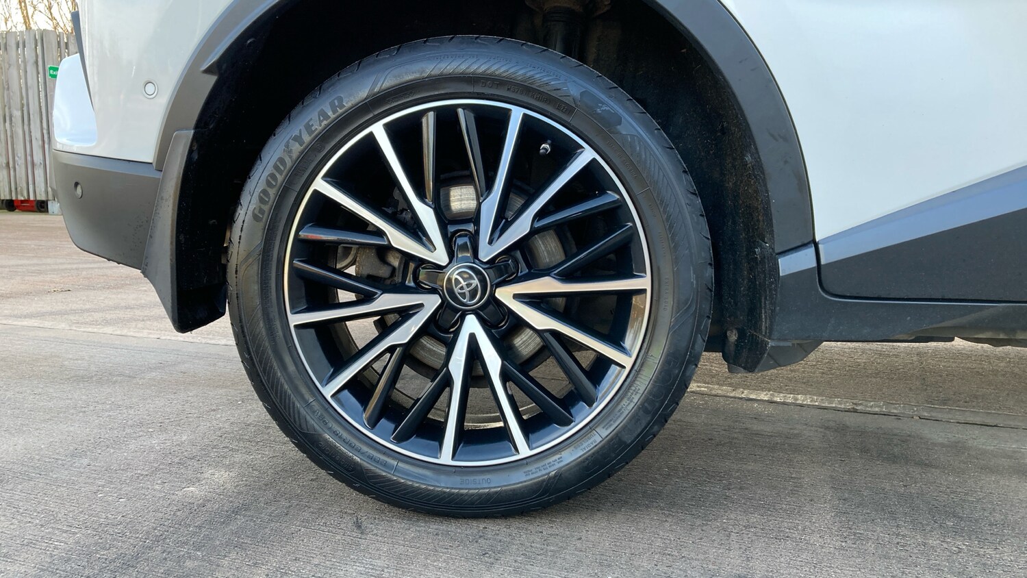 Used Toyota C-HR 2017 for sale - 77760488: Photo 7