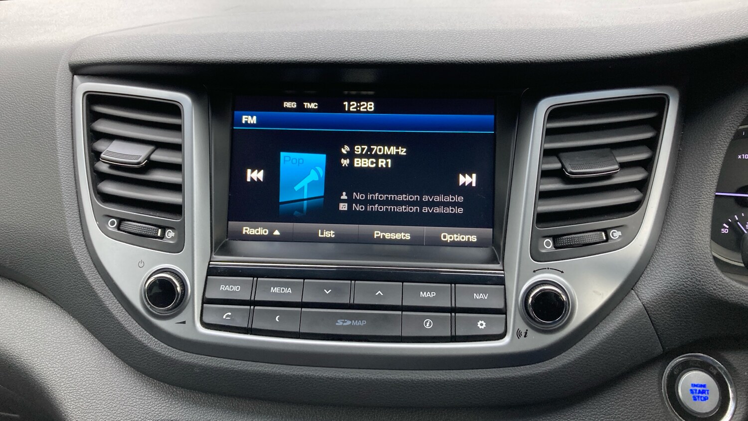 Used Hyundai TUCSON 2016 for sale - 76829539: Photo 12