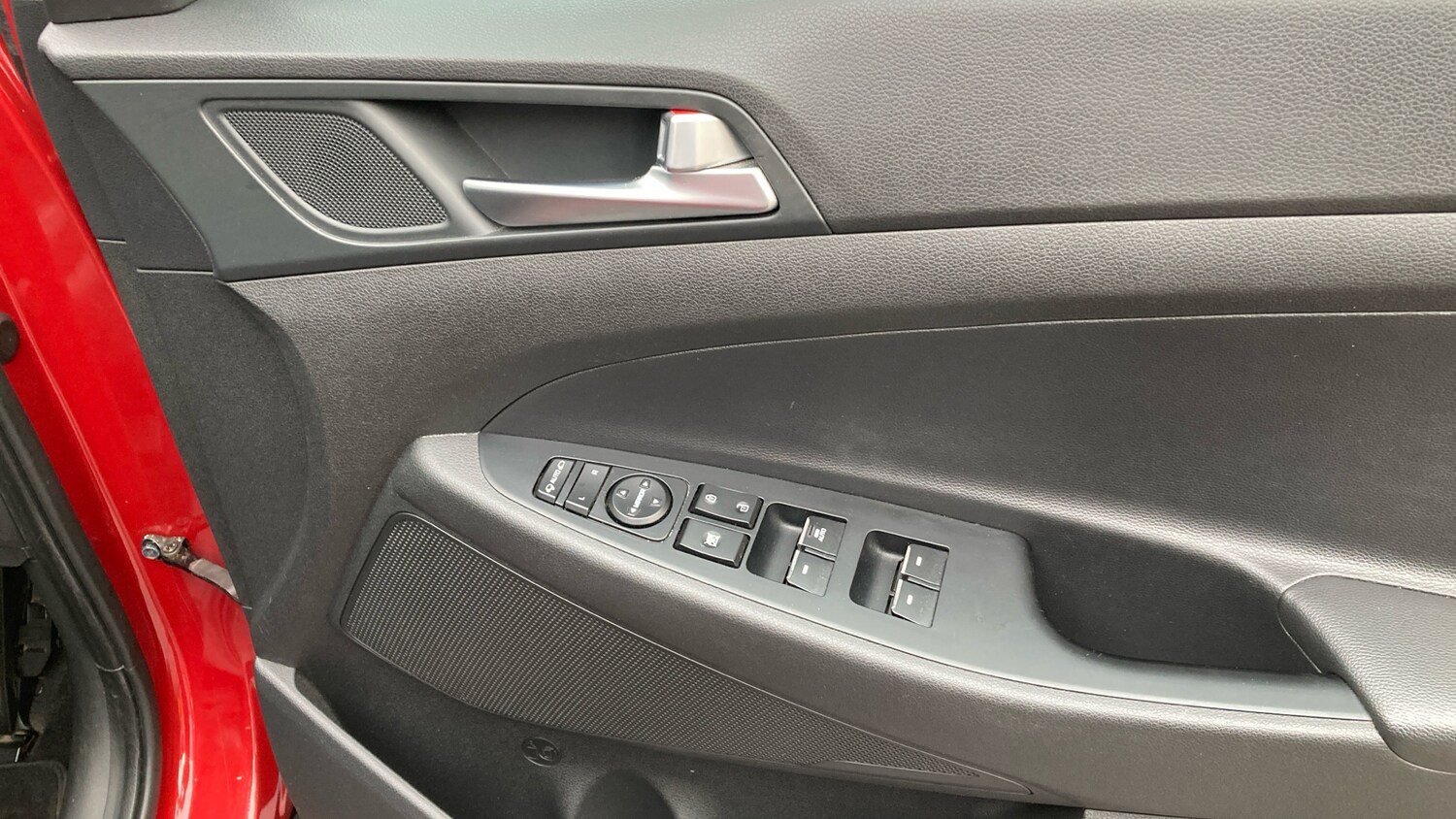 Used Hyundai TUCSON 2016 for sale - 76829539: Photo 31