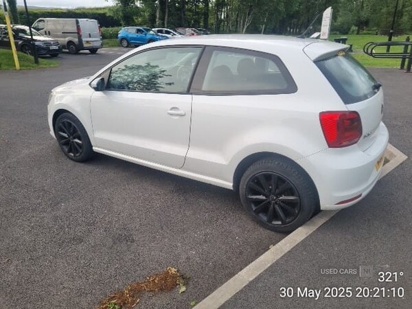Used Volkswagen Polo 2015 for sale - 74828990: Photo 9