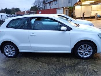 Used Volkswagen Polo 2015 for sale - 79304864: Photo