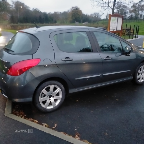 Used Peugeot 308 2013 for sale - 77030258: Photo 6