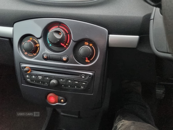 Used Renault Clio 2013 for sale - 77254165: Photo 15