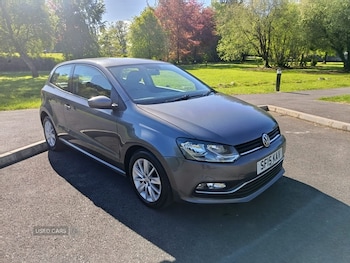 Used Volkswagen Polo 2015 for sale - 78602283: Photo
