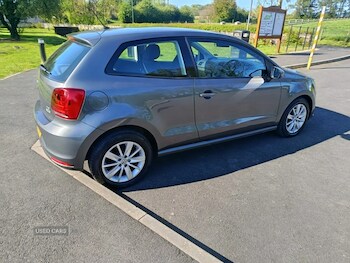 Used Volkswagen Polo 2015 for sale - 78602283: Photo