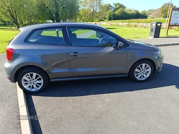 Used Volkswagen Polo 2015 for sale - 78602283: Photo