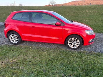 Used Volkswagen Polo 2016 for sale - 78232383: Photo