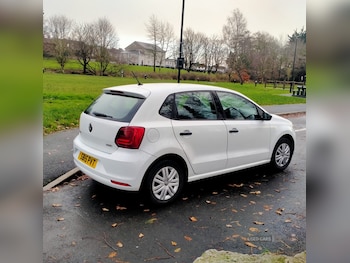 Used Volkswagen Polo 2015 for sale - 76899892: Photo