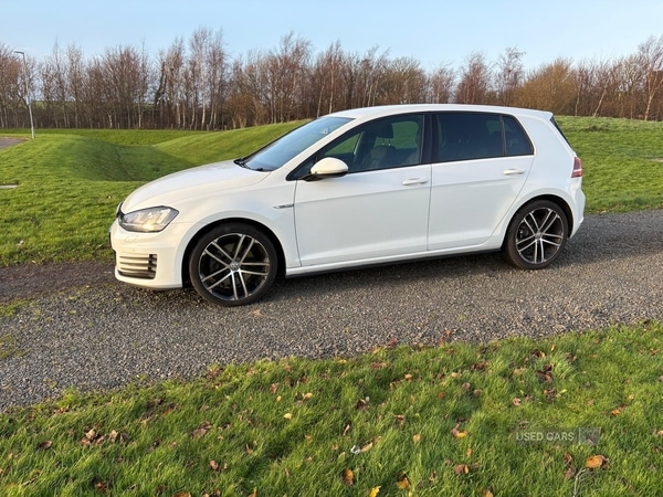 Used Volkswagen Golf 2015 for sale - 77075077: Photo 7